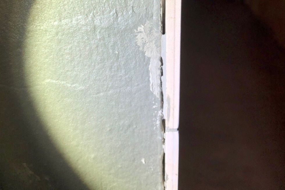 磁磚背面黏著劑未飽漿